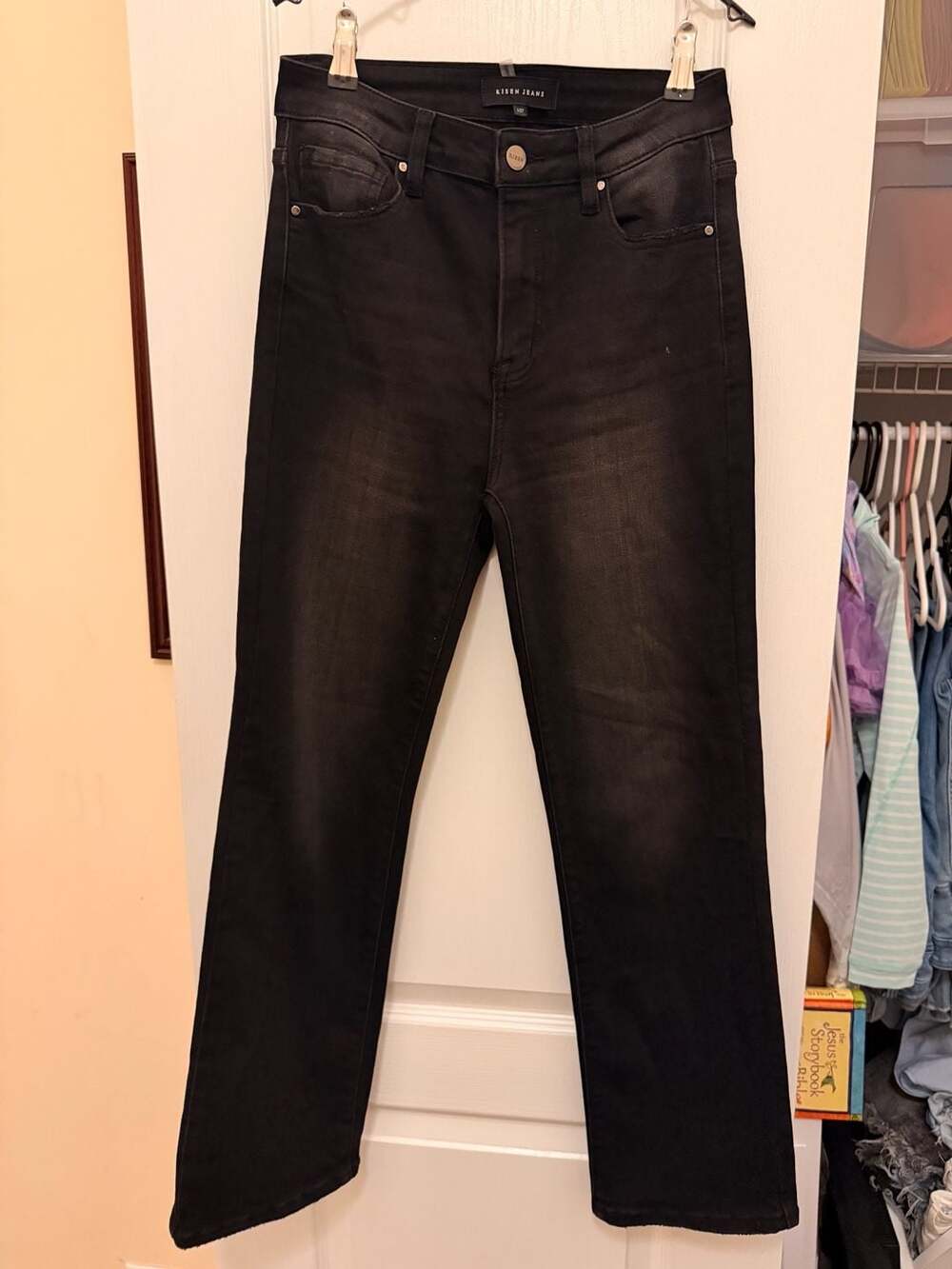 Risen Jeans Straight Leg Jeans Size 5/27 Black Wash
